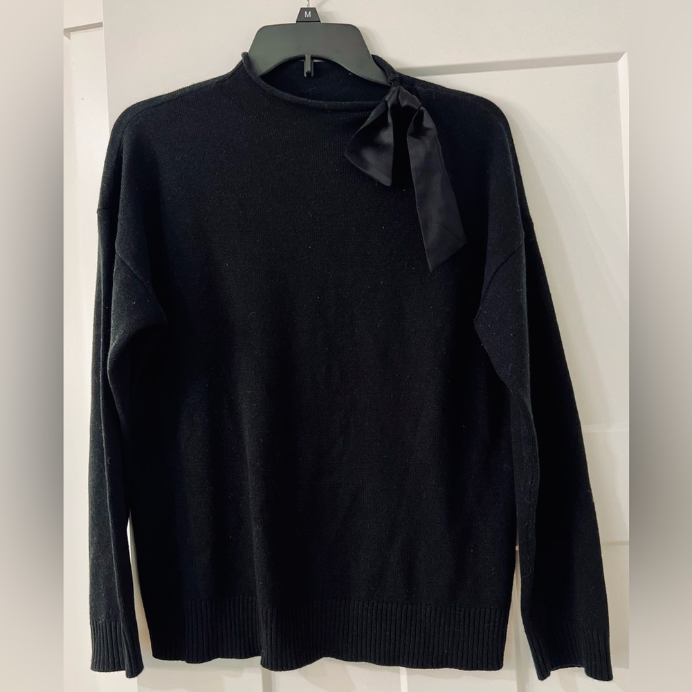 New York & Company Black Crewneck Sweater with Neck Bow Accent
